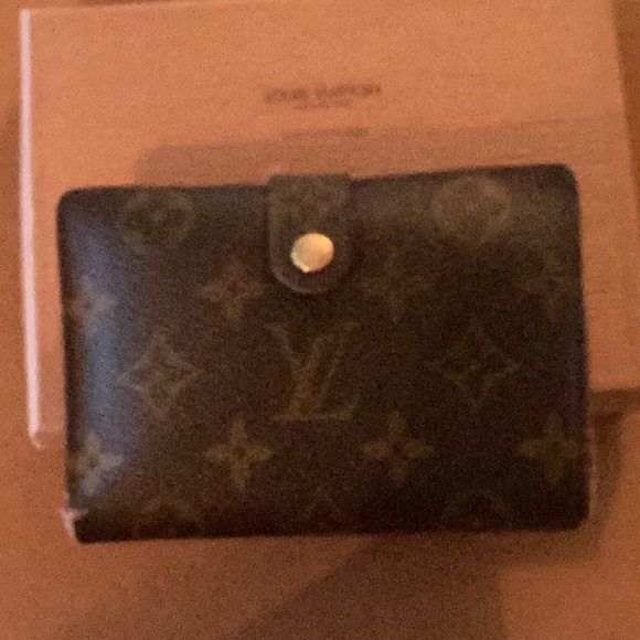 Louis Vuitton Handbags - Vintage authentic Louis Vuitton bifold/ snap & button closure wallet.